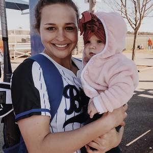 Meet your Posher, Joely